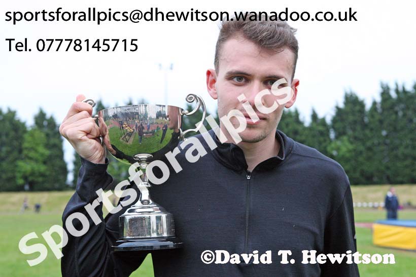 Jimmy Hedley 800 metres Cup, North East Grand Prix, Monkson Stadium, Jarrow. Photo: David T. Hewitson/Sports for All Pics